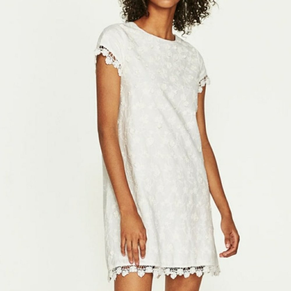 Zara Off White Floral Appliqué Mini Dress